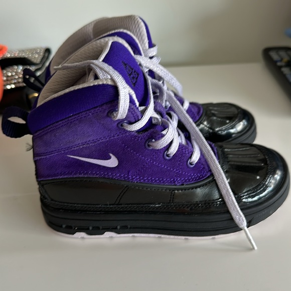 Nike winter boots - Picture 2 of 4